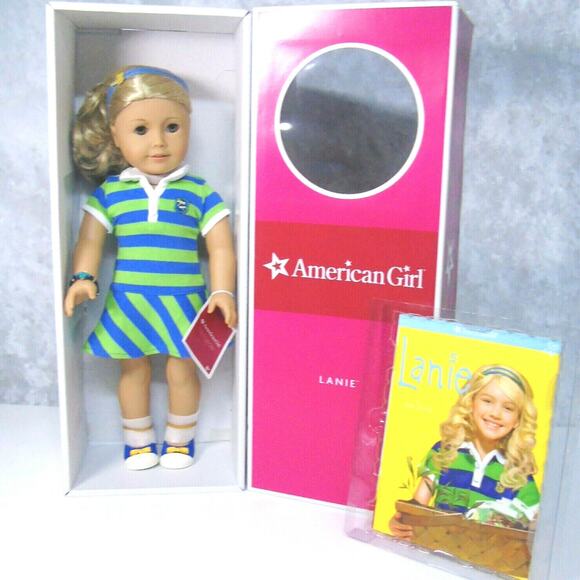 NEW American Girl LANIE DOLL + BRACELET Meet Outfit Headband Book Wrist Tag BOX